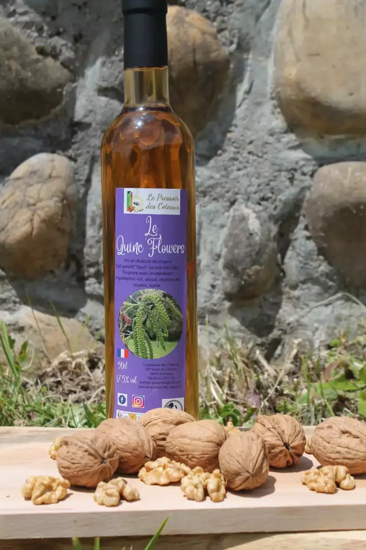 Vin de chatons de noyers 50 cl